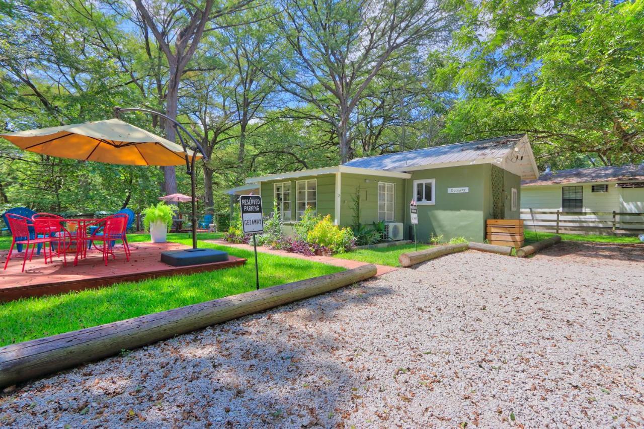 Creekside Cabins - The Getaway Villa Wimberley Buitenkant foto